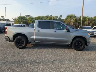 Chevrolet Silverado 1500 2024 4x4 RST 4 puertas Cabina Crew 5.8 ft. SB