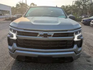 Chevrolet Silverado 1500 2024 4x4 RST 4 puertas Cabina Crew 5.8 ft. SB