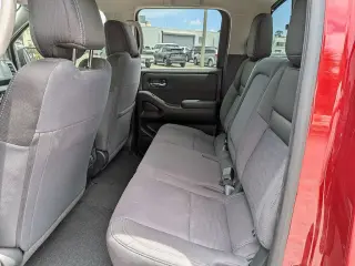 Nissan Frontier 2024 4x2 S 4p Cabina Crew 5 pies SB