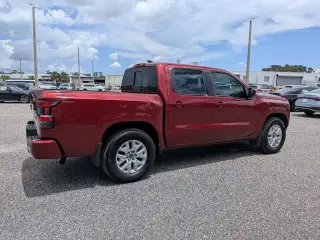 Nissan Frontier 2024 4x2 S 4p Cabina Crew 5 pies SB