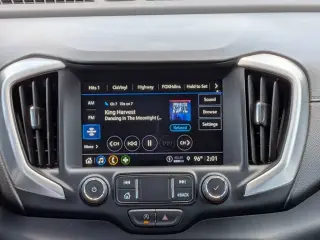 GMC Terrain 2024 SLT 4p SUV