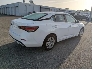 Nissan Sentra 2023 S 4p Sedan