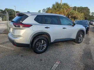 Nissan Rogue 2024 AWD S 4 puertas Crossover