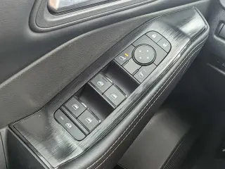 Nissan Rogue 2025 SV 4p Crossover
