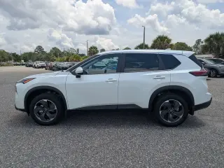 Nissan Rogue 2025 SV 4p Crossover