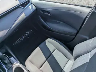 Toyota Corolla 2024 LE Sedán 4p