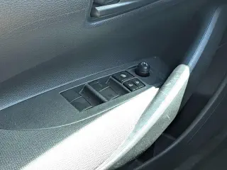 Toyota Corolla 2024 LE Sedán 4p