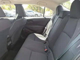 Toyota Corolla 2025 LE 4p Sedan