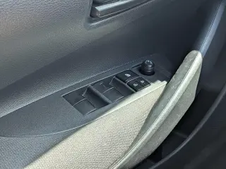 Toyota Corolla 2025 LE 4p Sedan