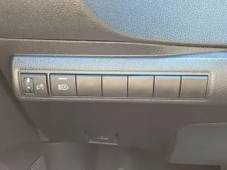 Toyota Corolla 2025 LE 4p Sedan