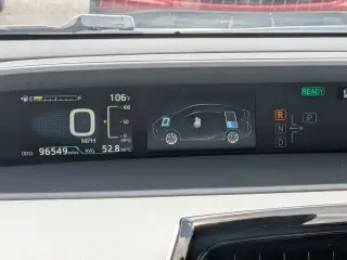 Toyota Prius 2019 L Eco 4p Hatchback