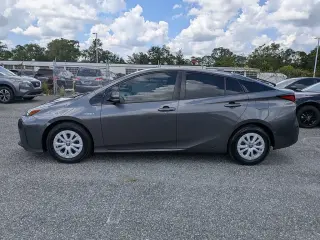 Toyota Prius 2019 L Eco 4p Hatchback