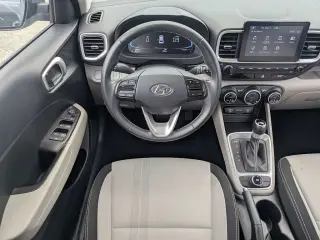 Hyundai VENUE 2025 SEL 4p Crossover