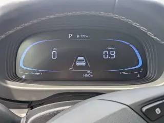 Hyundai VENUE 2025 SEL 4p Crossover