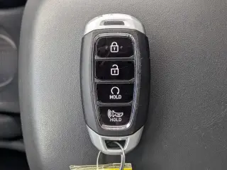 Hyundai VENUE 2025 SEL 4p Crossover