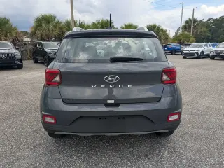 Hyundai VENUE 2025 SEL 4p Crossover