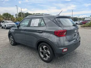 Hyundai VENUE 2025 SEL 4p Crossover