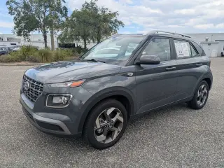Hyundai VENUE 2025 SEL 4p Crossover