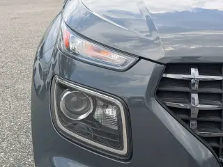 Hyundai VENUE 2025 SEL 4p Crossover