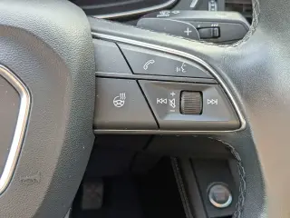 Audi A4 2024 AWD quattro S line Premium Plus 45 TFSI 4p Sedan