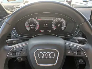 Audi A4 2024 AWD quattro S line Premium Plus 45 TFSI 4p Sedan