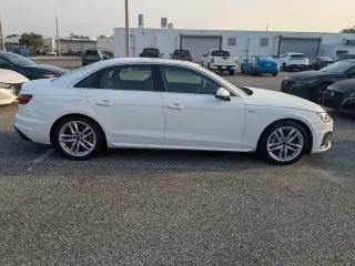 Audi A4 2024 AWD quattro S line Premium Plus 45 TFSI 4p Sedan