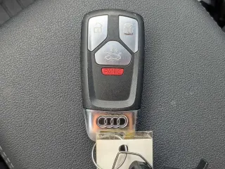 Audi A4 2024 AWD quattro S line Premium Plus 45 TFSI 4p Sedan