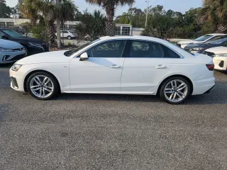 Audi A4 2024 AWD quattro S line Premium Plus 45 TFSI 4p Sedan