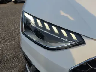 Audi A4 2024 AWD quattro S line Premium Plus 45 TFSI 4p Sedan