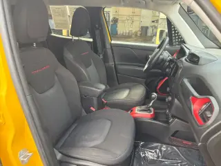 Jeep Renegade 2018 4x4 Trailhawk 4p SUV