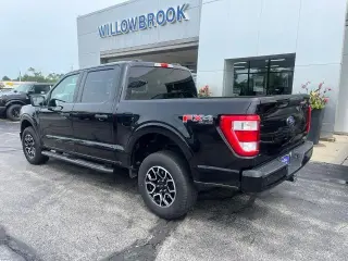 Ford F-150 2023 4x4 XL 4 puertas SuperCrew 5.5 pies SB