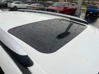 Toyota RAV4 Hybrid 2016 AWD XLE 4p SUV