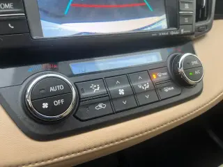 Toyota RAV4 Hybrid 2016 AWD XLE 4p SUV