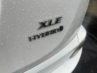 Toyota RAV4 Hybrid 2016 AWD XLE 4p SUV