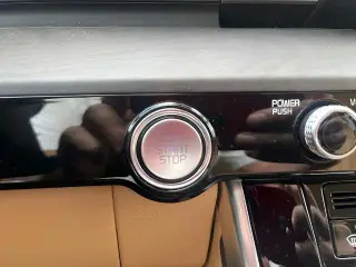Kia Carnival 2024 EX Mini-Van 4puertas