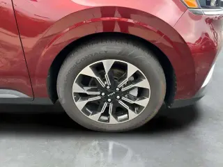 Kia Carnival 2024 EX Mini-Van 4puertas