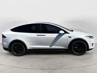 Tesla Model X 2020 Todo Terreno de Largo Alcance con 4 Puertas