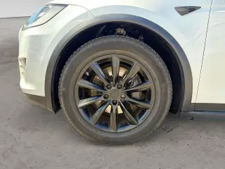 Tesla Model X 2020 Todo Terreno de Largo Alcance con 4 Puertas