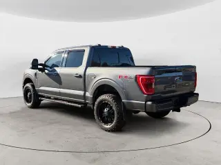 Ford F-150 2022 4x4 XLT 4 puertas SuperCrew 6.5 pies BA