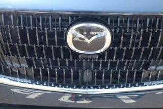 Mazda CX-90 Híbrido Enchufable 2024 AWD Preferred SUV de 4 puertas