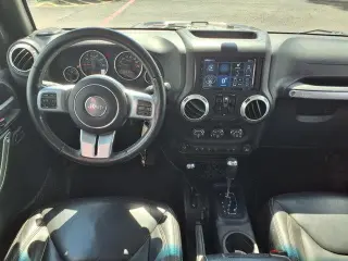Jeep Wrangler Unlimited 2016 4x4 Rubicon SUV 4 puertas