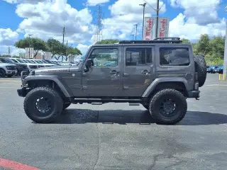 Jeep Wrangler Unlimited 2016 4x4 Rubicon SUV 4 puertas