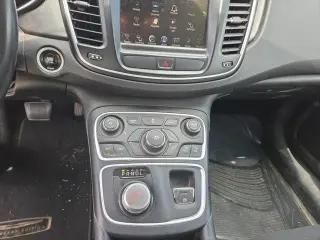 Chrysler 200 Limited 2016 Sedán 4 puertas