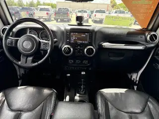 Jeep Wrangler Unlimited 2016 4x4 Sahara 4p SUV