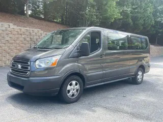 Ford Transit 2019 350 XL 3dr LWB Low Roof Passenger Van con puerta lateral corrediza para pasajeros