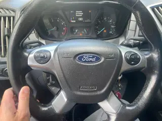Ford Transit 2019 350 XL 3dr LWB Low Roof Passenger Van con puerta lateral corrediza para pasajeros