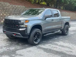 Chevrolet Silverado 1500 2020 4x4 Custom Trail Boss 4p Cabina Crew 5.8 pies SB