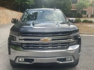 Chevrolet Silverado 1500 2019 4x4 LTZ Cabina Doble 4 puertas 5.8 pies CB