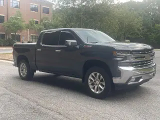 Chevrolet Silverado 1500 2019 4x4 LTZ Cabina Doble 4 puertas 5.8 pies CB