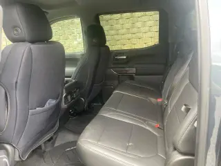 Chevrolet Silverado 1500 2019 4x4 LTZ Cabina Doble 4 puertas 5.8 pies CB